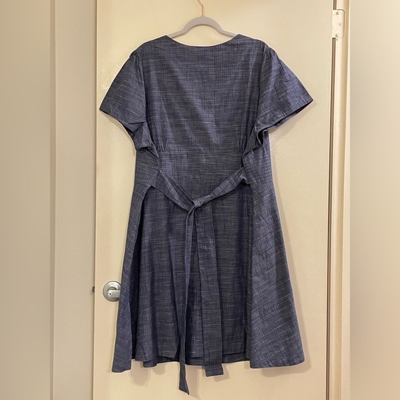 BEA & DOT by MODCLOTH NWOT Field Day Tie Back Dress‎ in Chambray - Picture 4 of 7